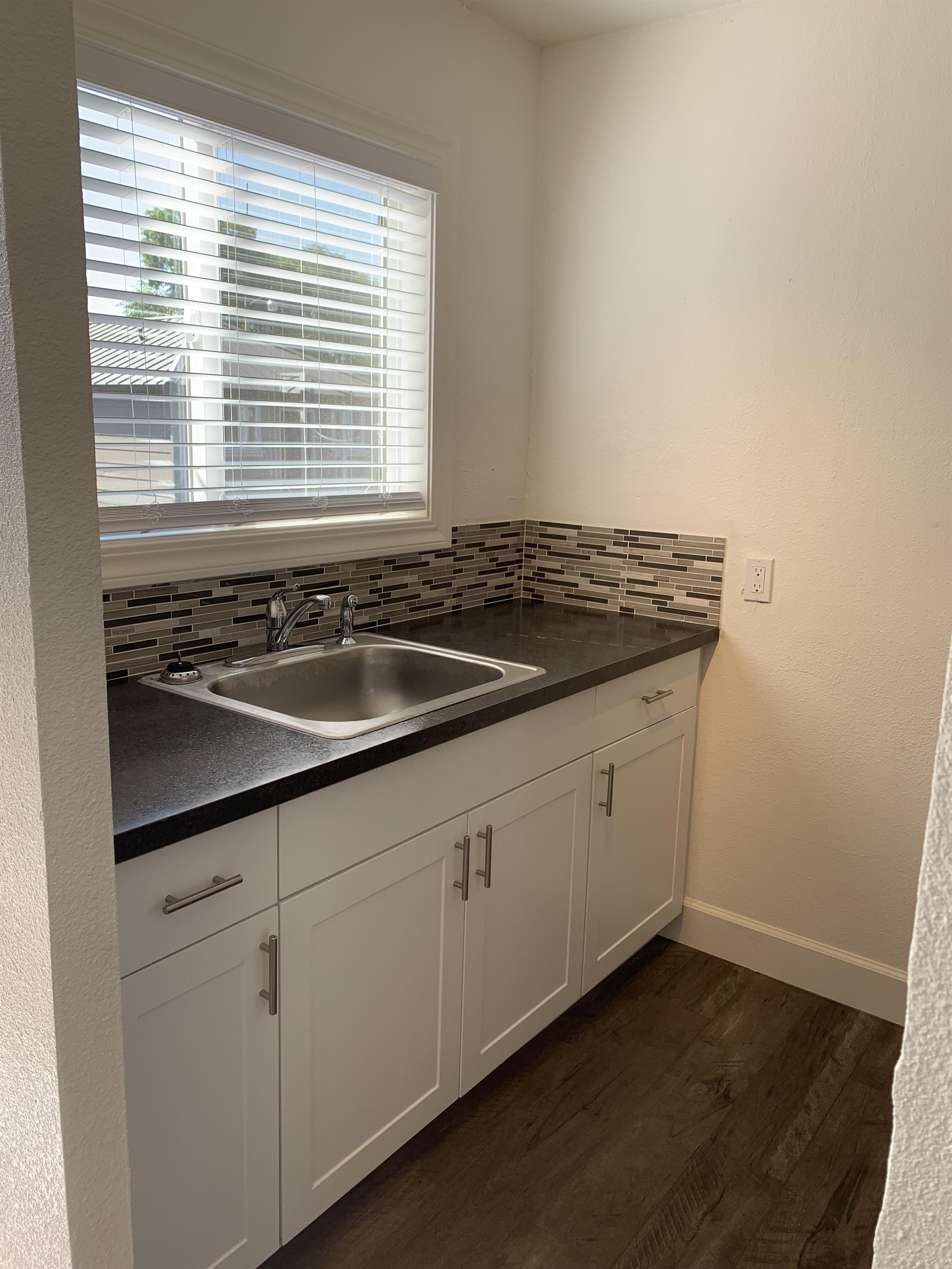 423 NW 6th Street - 6